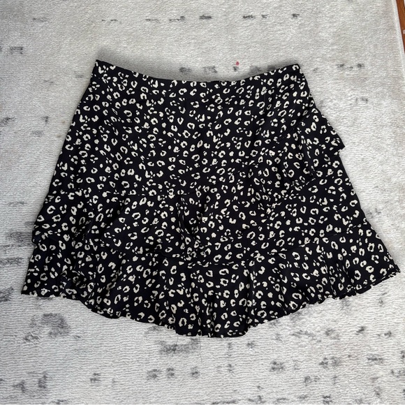 Arula Plus Size Fashion A Beautiful Soul Leopard Plus Size Skirt - Picture 4 of 6